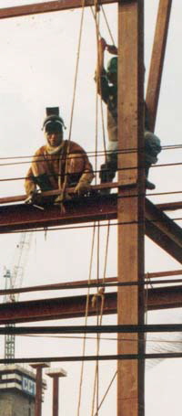 ein gefaehrlicher job in der hoehe